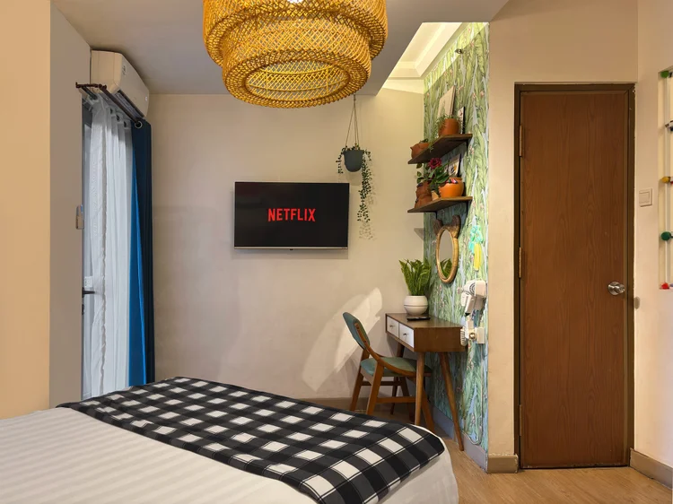 Barbados: TV dengan Netflix menghadap tempat tidur, plus AC di area tidur.
